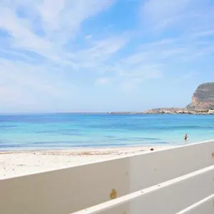  Bed & Breakfast Stabilimento Lido Burrone Italia